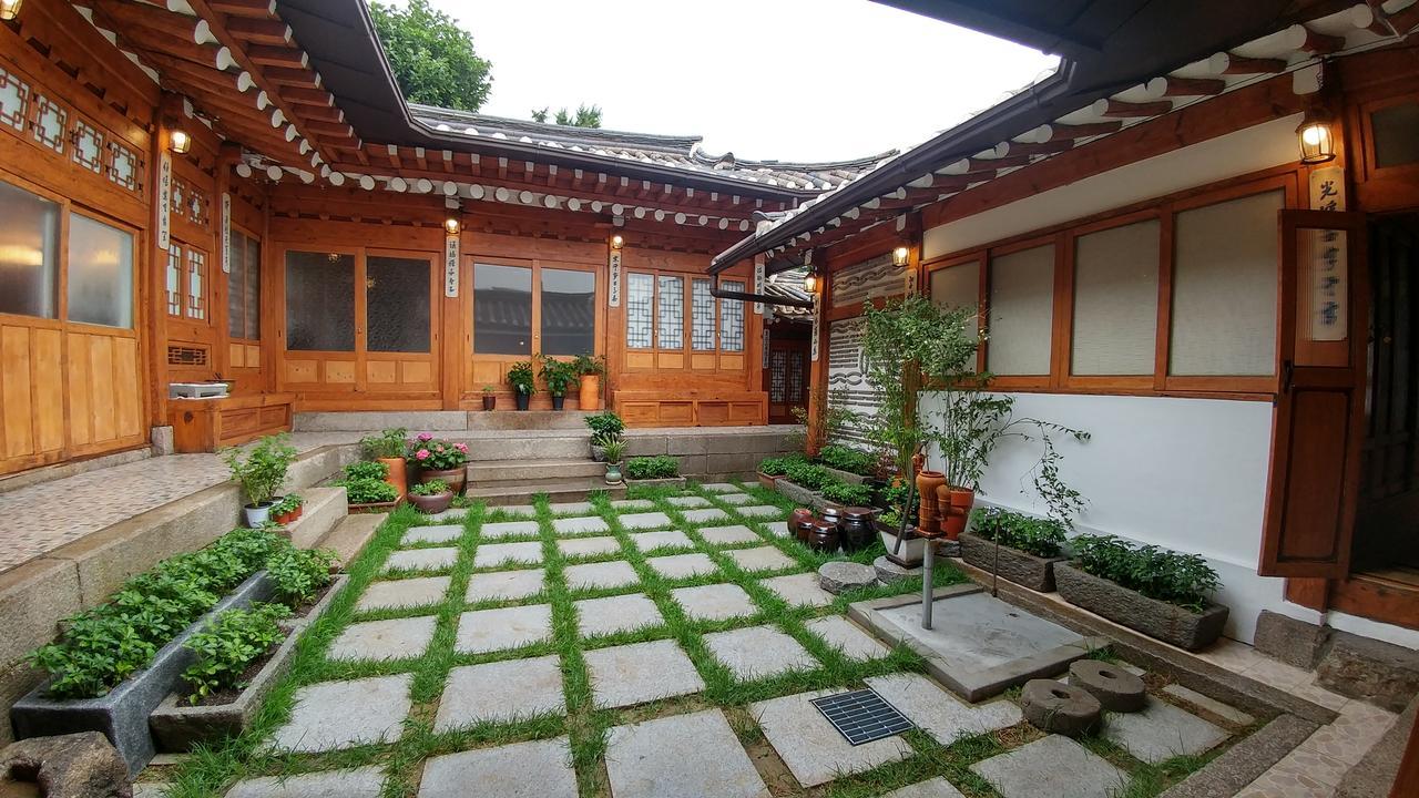 Sohyundang Guesthouse โซล ภายนอก รูปภาพ