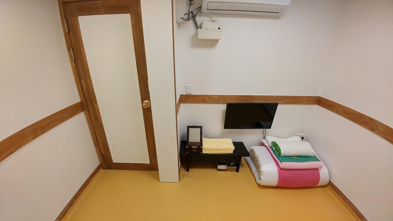 Sohyundang Guesthouse โซล ภายนอก รูปภาพ