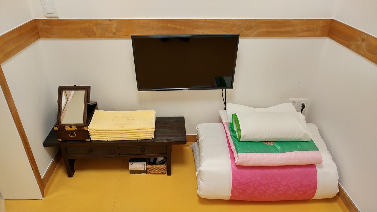 Sohyundang Guesthouse โซล ภายนอก รูปภาพ