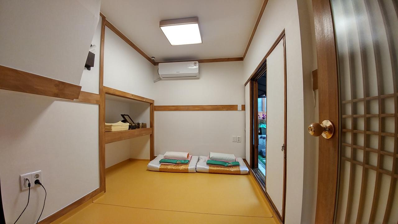 Sohyundang Guesthouse โซล ภายนอก รูปภาพ