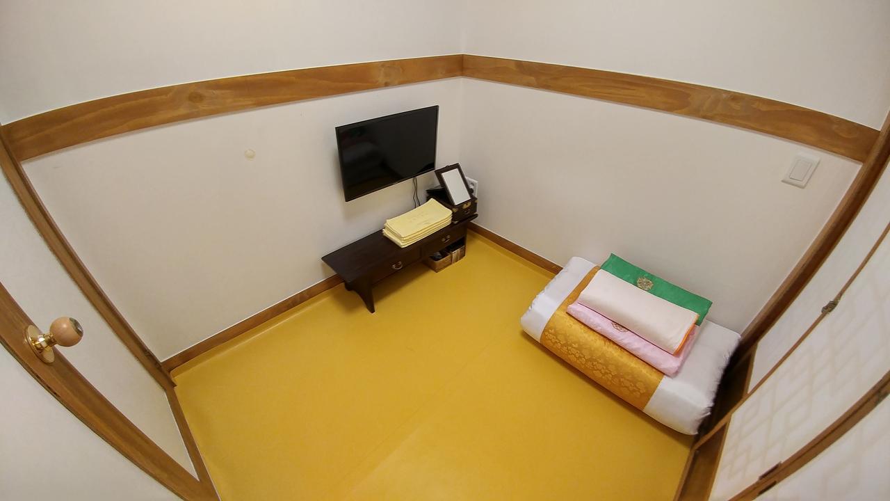 Sohyundang Guesthouse โซล ภายนอก รูปภาพ